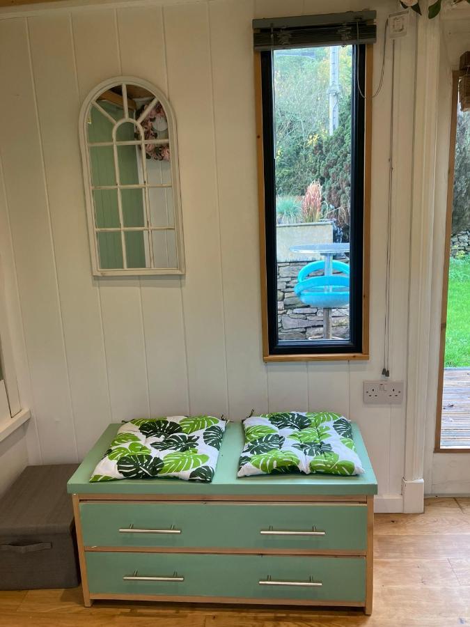 1 Bed Converted Railway Wagon Near Crickhowell Eksteriør billede